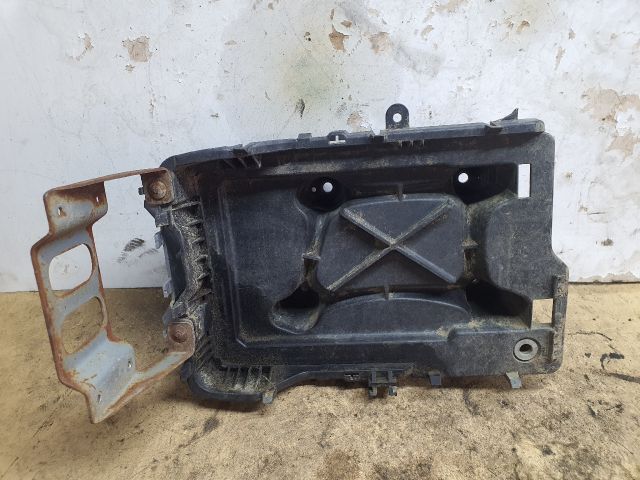 bontott VW UP Akkumulátor Tartó