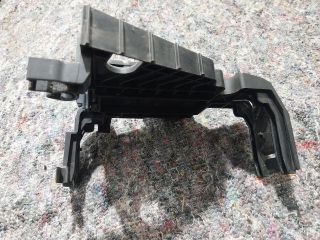 bontott VW UP Akkumulátor Tartó