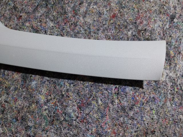 bontott VW UP Bal A Oszlop Burkolat