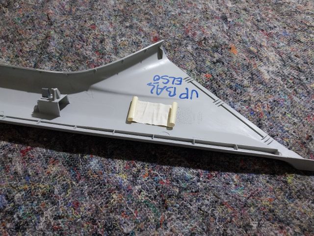 bontott VW UP Bal A Oszlop Burkolat