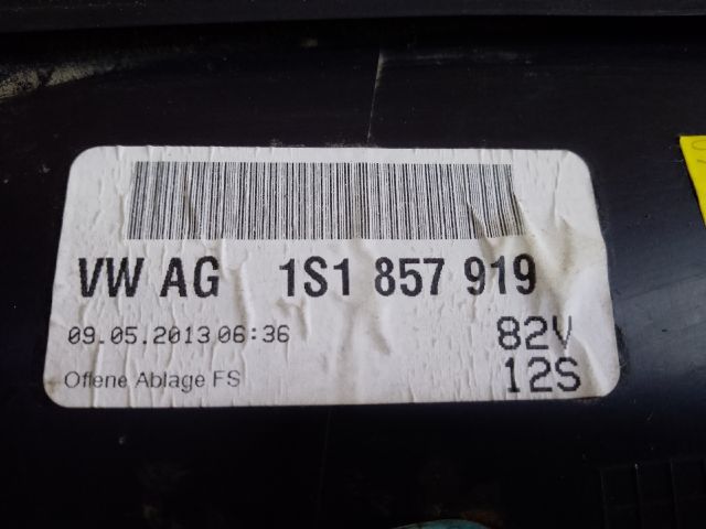 bontott VW UP Bal Alsó Műszerfal Burkolat