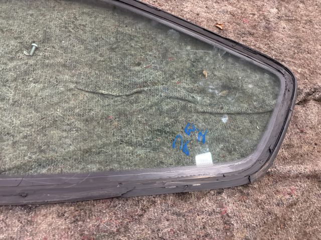 bontott VW UP Bal C Oszlop Oldalablak Üveg