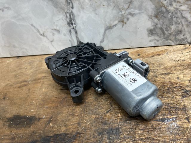 bontott VW UP Bal első Ablakemelő Motor