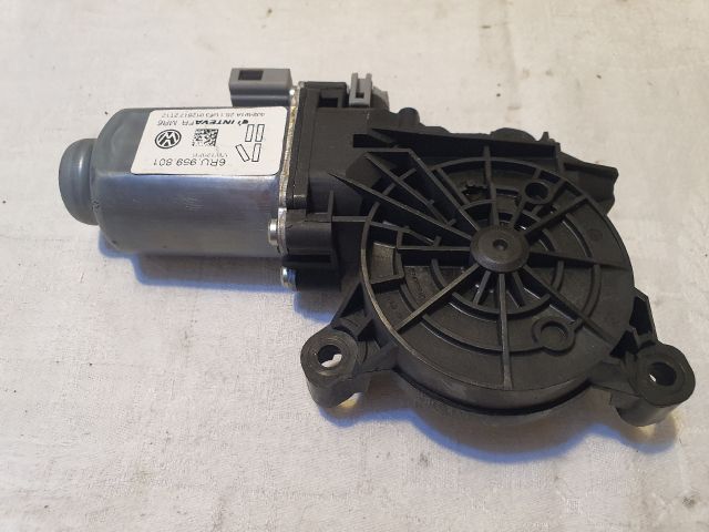 bontott VW UP Bal első Ablakemelő Motor