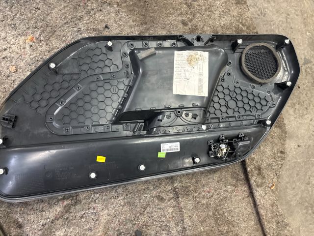 bontott VW UP Bal első Ajtó Kárpit