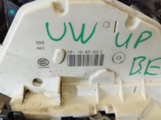 bontott VW UP Bal első Ajtózár