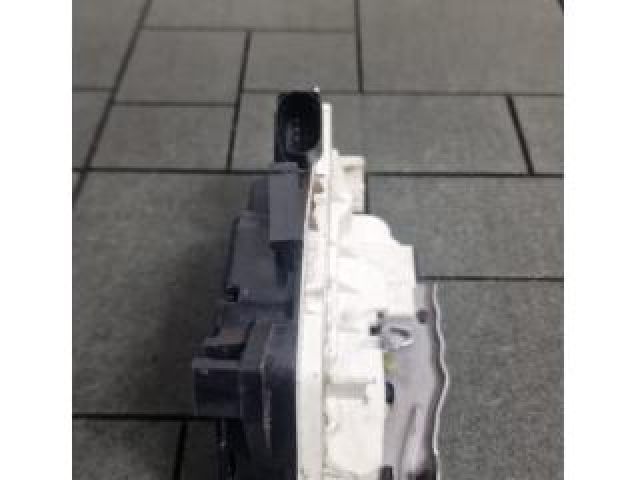 bontott VW UP Bal első Ajtózár