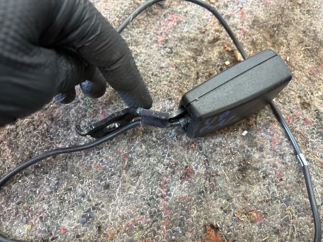 bontott VW UP Bal első Biztonsági Öv Csat