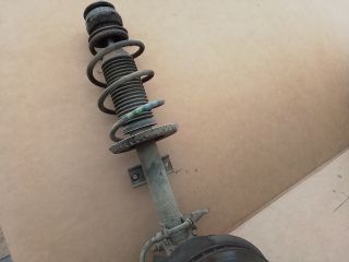 bontott VW UP Bal első Gólyaláb (Lengécsillapító, Rugó)