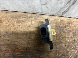 bontott VW UP Bal első Oldal Ütközés Érzékelő