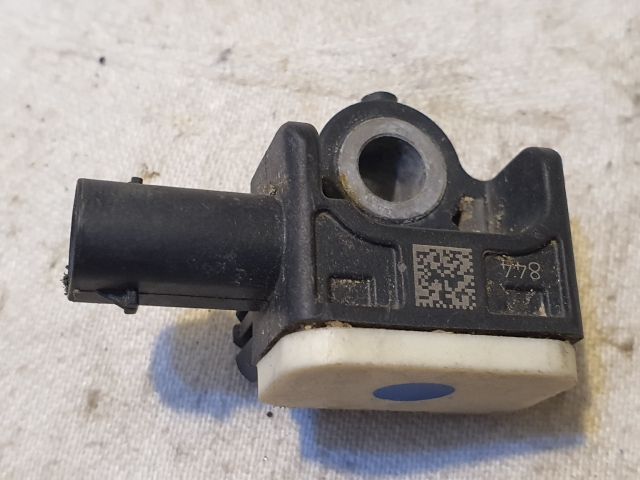 bontott VW UP Bal első Oldal Ütközés Érzékelő