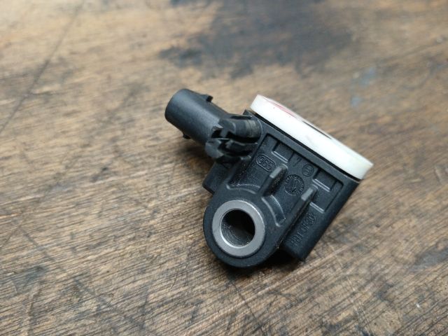 bontott VW UP Bal első Oldal Ütközés Érzékelő