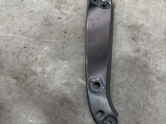 bontott VW UP Bal Fényszóró Tartó