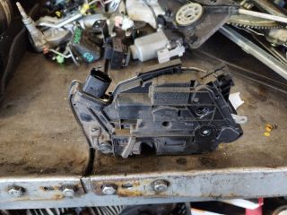 bontott VW UP Bal hátsó Ajtózár