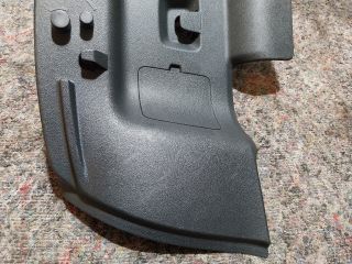 bontott VW UP Bal hátsó Csomagtér Burkolat (Műanyag)