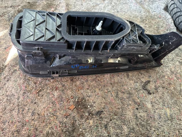 bontott VW UP Bal Hátsó Lámpa