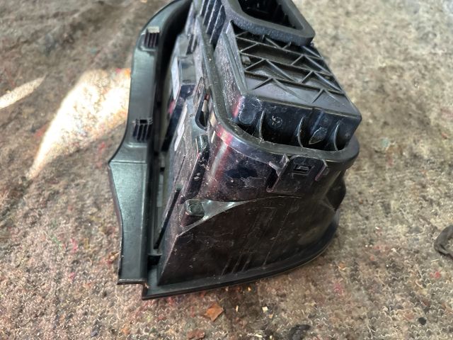 bontott VW UP Bal Hátsó Lámpa