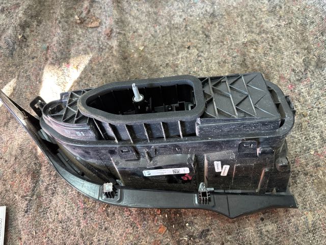 bontott VW UP Bal Hátsó Lámpa