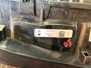 bontott VW UP Bal Hátsó Lámpa