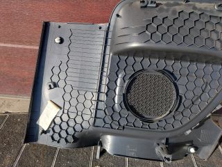 bontott VW UP Bal hátsó Ülés melletti Kárpit