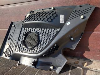 bontott VW UP Bal hátsó Ülés melletti Kárpit