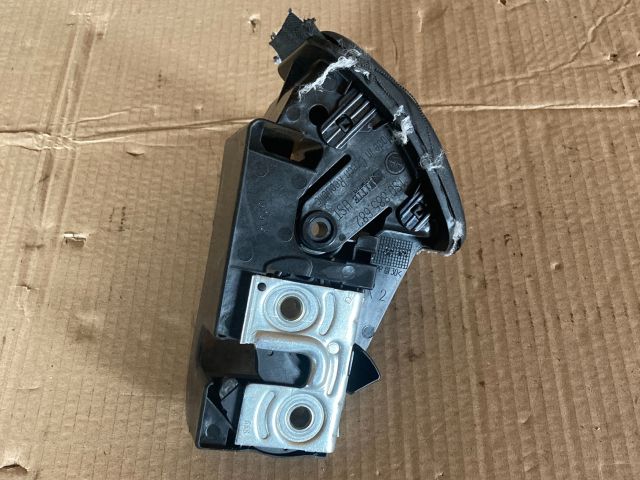 bontott VW UP Bal hátsó Ülés Rögzítő