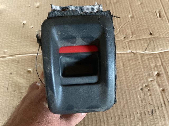 bontott VW UP Bal hátsó Ülés Rögzítő