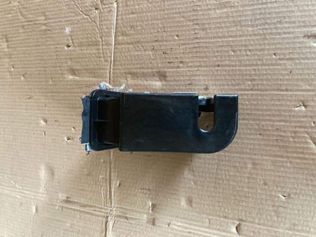 bontott VW UP Bal hátsó Ülés Rögzítő