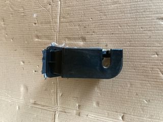 bontott VW UP Bal hátsó Ülés Rögzítő