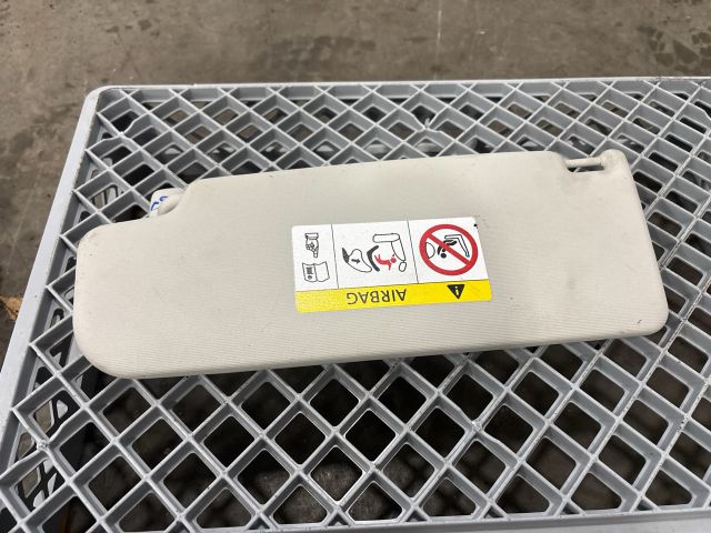 bontott VW UP Bal Napellenző