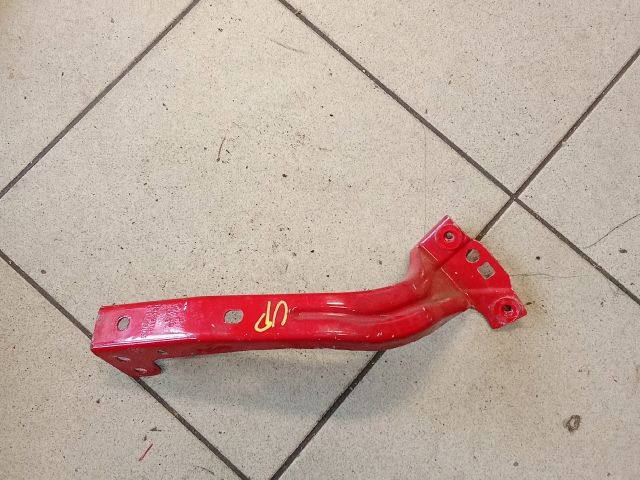 bontott VW UP Bal Sárvédő Oldaltartó