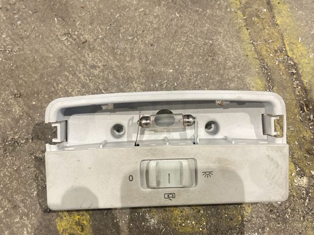 bontott VW UP Beltér Világítás Első