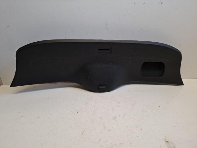 bontott VW UP Csomagtérajtó Burkolat Alsó