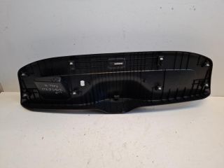 bontott VW UP Csomagtérajtó Burkolat Alsó