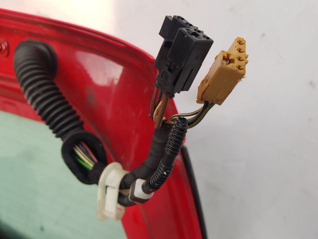 bontott VW UP Csomagtérajtó (Üres lemez)