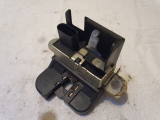 bontott VW UP Csomagtérajtó Zárszerkezet