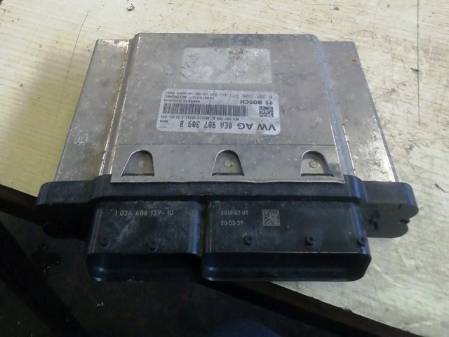 bontott VW UP Motorvezérlő