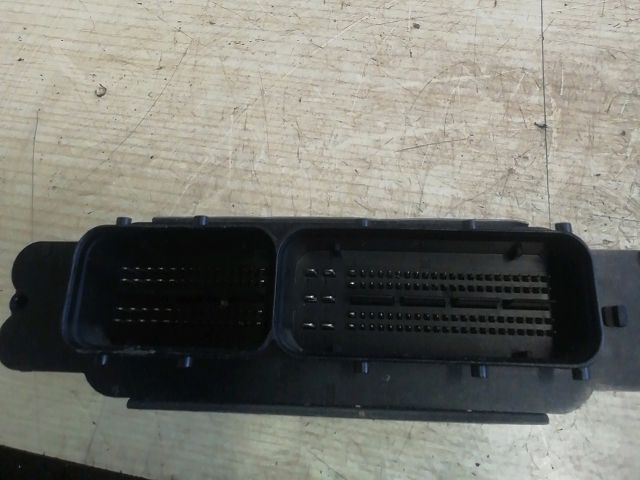 bontott VW UP Motorvezérlő