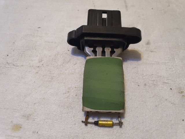 bontott VW UP Előtét Ellenállás Fűtőmotor