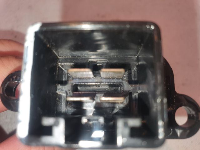 bontott VW UP Előtét Ellenállás Fűtőmotor