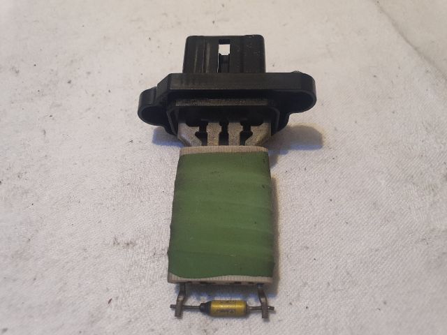 bontott VW UP Előtét Ellenállás Fűtőmotor