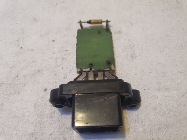 bontott VW UP Előtét Ellenállás Fűtőmotor