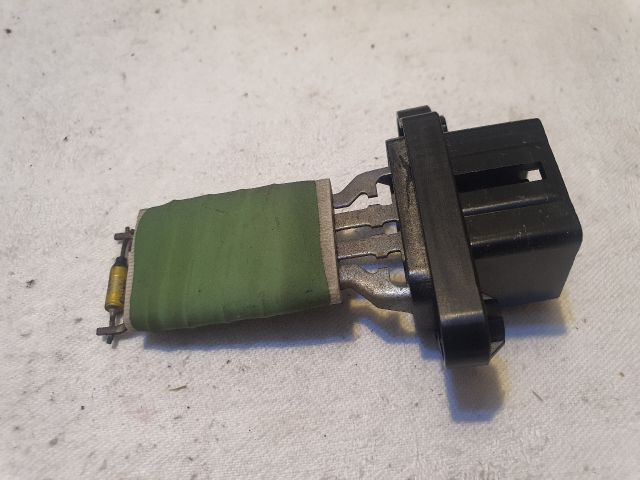 bontott VW UP Előtét Ellenállás Fűtőmotor