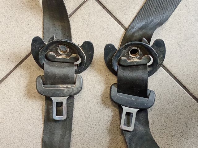 bontott VW UP Első Biztonsági Öv Pár (Feszítővel)