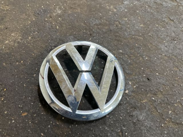 bontott VW UP Első Embléma