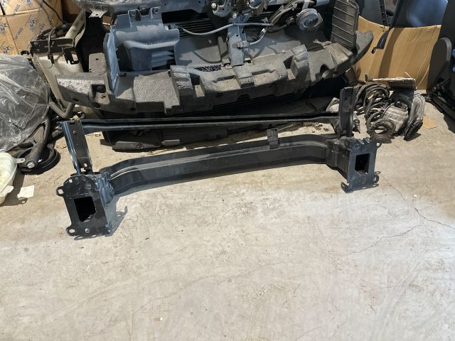 bontott VW UP Első Lökhárító Merevítő (Fém)