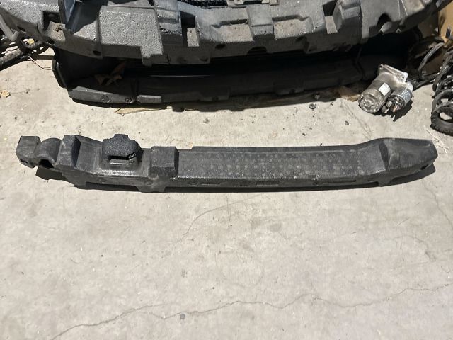 bontott VW UP Első Lökhárító Ütközés Elnyelő Hab