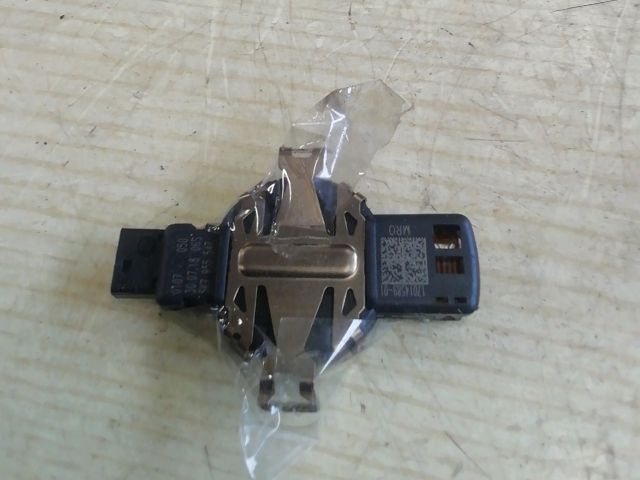 bontott VW UP Eső Érzékelő