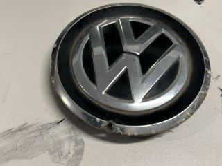 bontott VW UP Felniközép (1 db)