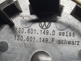 bontott VW UP Felniközép Szett